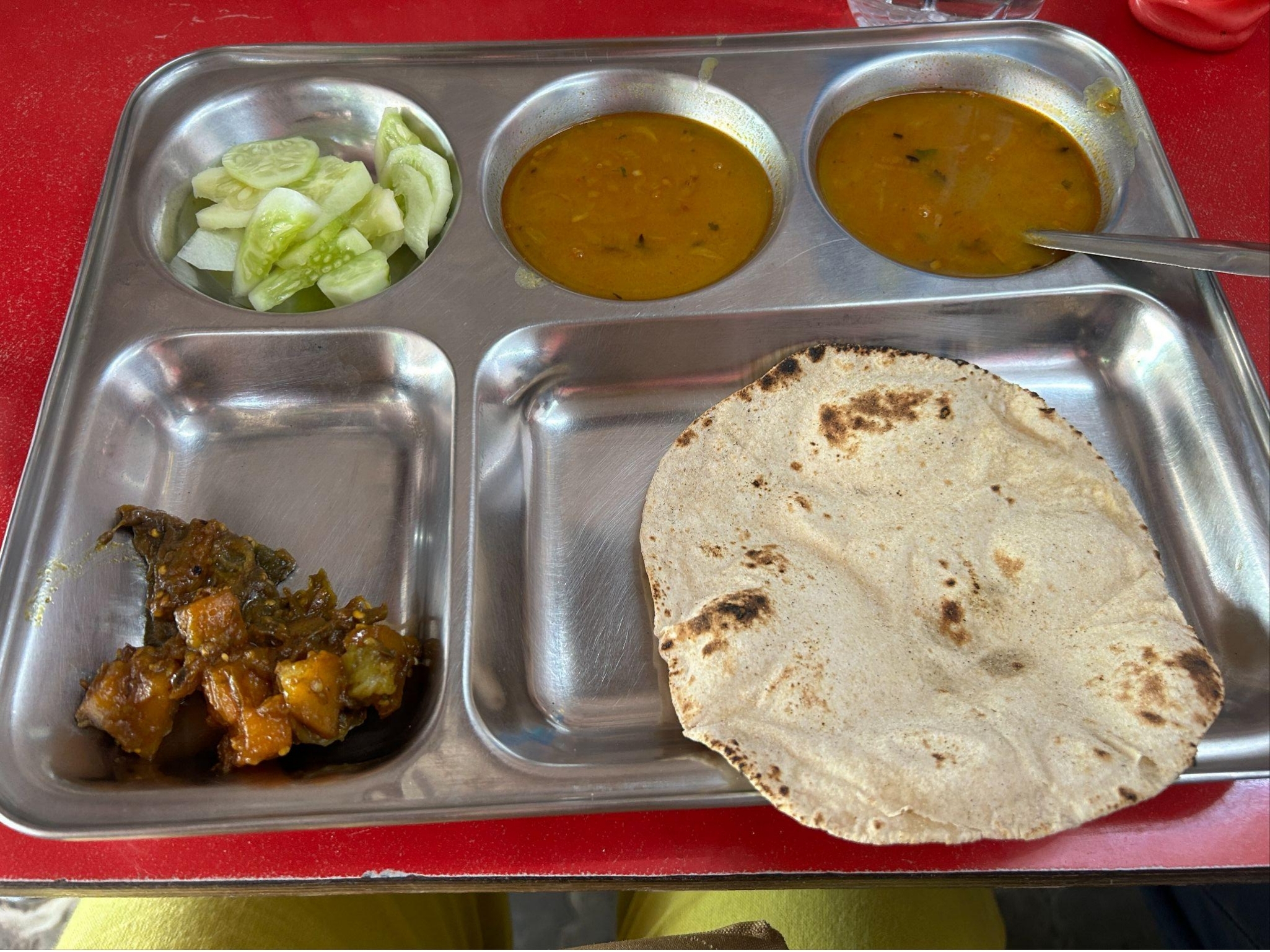 インドのお昼ごはん